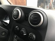 Mercedes Citan 2013-2021 Entourages de buses d'aération intérieure (4 pcs, inox) photo 1