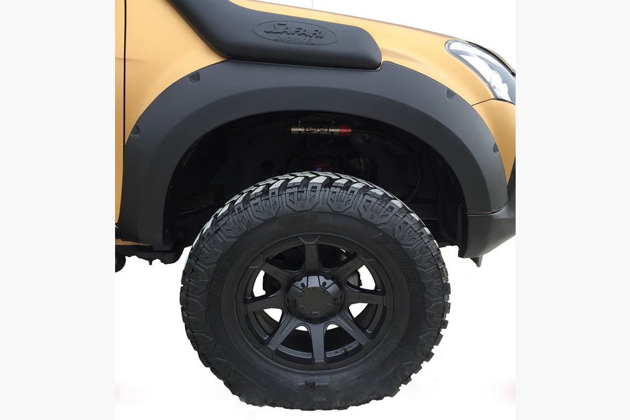 Isuzu D-Max 2011-2019 Extensions d'ailes Image