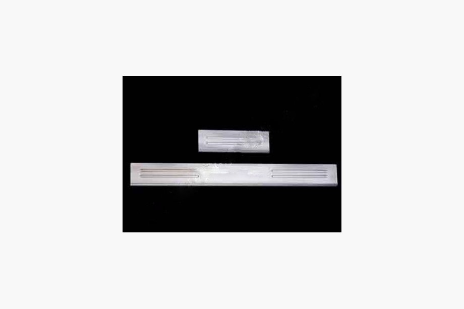 Daihatsu Terios 2003-2005 Couvre Seuils de Porte (4 pcs, Inox) Image