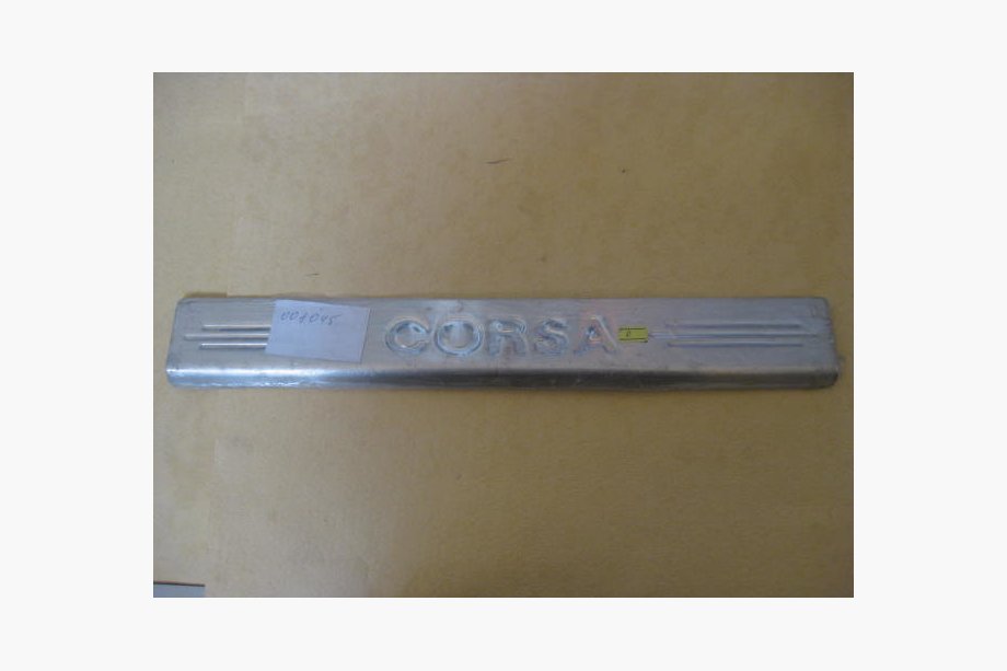 Opel Corsa B 1993-2004 Seuils de porte Carmos (2 pcs, inox) Image