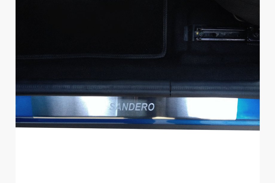 Renault Sandero 2013-2022 Seuils de porte inox Nataniko (4 pcs, acier inoxydable) Premium - Bande 3M, 0.8 mm Image