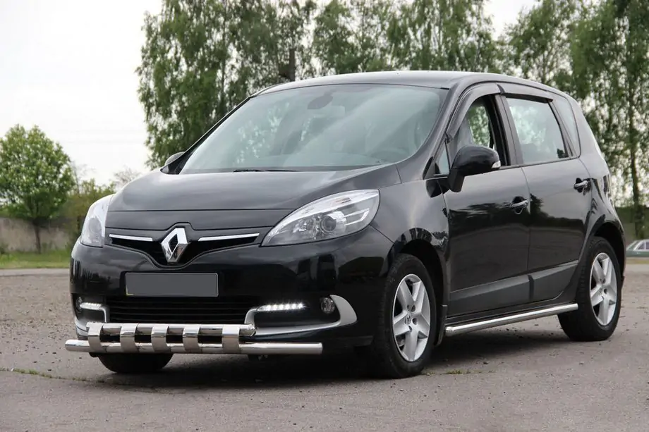 Renault Scenic/Grand 2009-2016 Barre Avant ST015 (Inox) Image