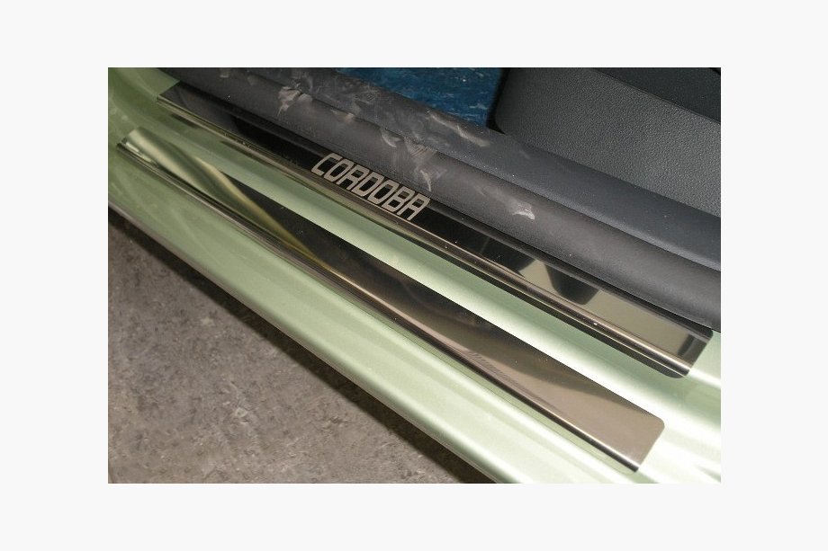 Seat Cordoba 2000-2009 Seuils de Porte Nataniko (8 pcs, Inox) Premium - Bande 3M, 0.8 mm Photo 1