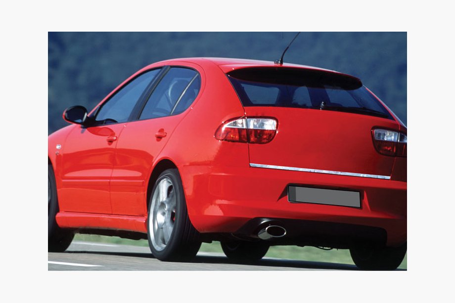 Seat Leon 2005-2012 Baguette de coffre inox Photo 1