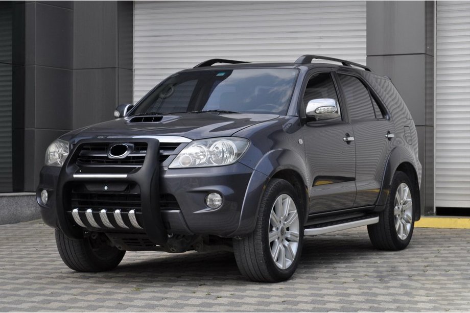 Toyota Fortuner 2006-2015 Marchepieds Latéraux RedLine Black (2 pcs, Aluminium) Photo 2