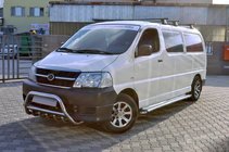 Toyota HiAce Pare-buffle WT003 (Inox) photo 3