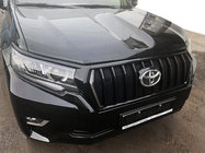 Toyota Land Cruiser Prado 150 2009-2023 Calandre 2017↗ LED (Zeus Black, avec paupières Black) photo 1