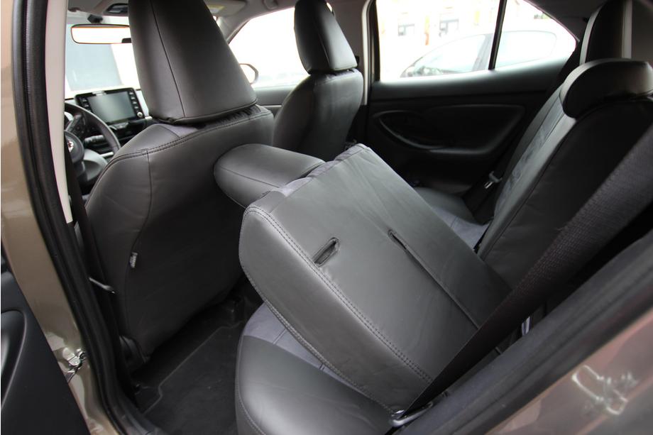 Toyota Yaris/Yaris Cross (XP210) 2020- Housses de siège auto simili cuir+tissu+alcantara Antara A001 (intérieur complet) Photo 13