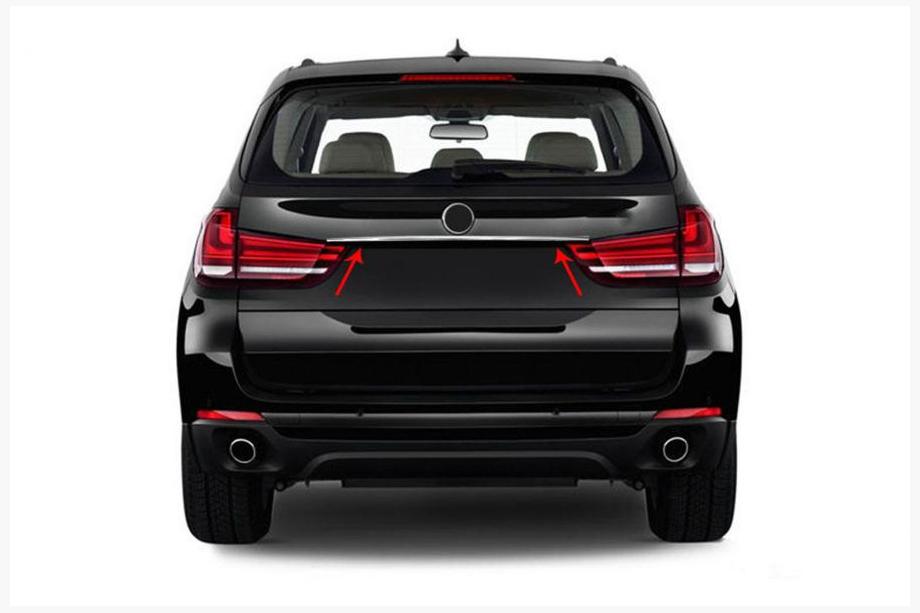 BMW X5 F15 2013-2018 Baguette inox au-dessus de la plaque d'immatriculation Image