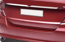 Fiat Tipo Cross 2021- Baguette chromée au-dessus de la plaque d'immatriculation (inox) photo 1
