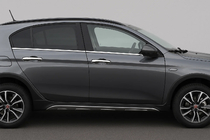 Fiat Tipo Cross 2021- Moulures inférieures de vitres inox Carmos - Acier Inoxydable Turc photo 1