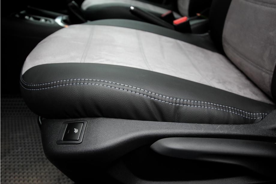 Citroen C-Elysee 2013-2022 Housses de Sièges Auto Similicuir+Tissu+Alcantara Antara A0010 (Ensemble Complet) Photo 16