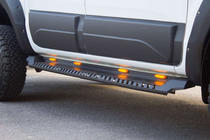 Fiat Fullback 2016- Marchepieds latéraux Dakar V1 avec LED (2 pcs, métal) photo 2