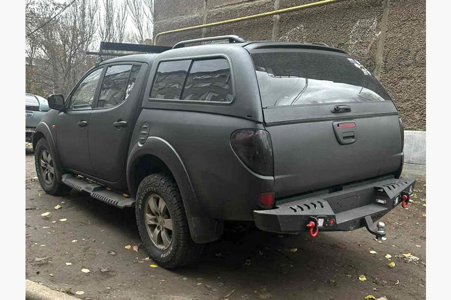 Mitsubishi L200 2006-2015 Attelage pour pare-chocs Dakar Photo 2