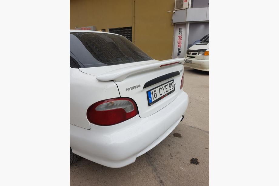 Hyundai Accent 1994-1999 Aileron Meliset (apprêté pour peinture) Image