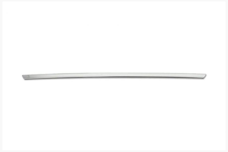Skoda Roomster 2006-2015 Baguette chromée au-dessus de la plaque d'immatriculation (inox) Image