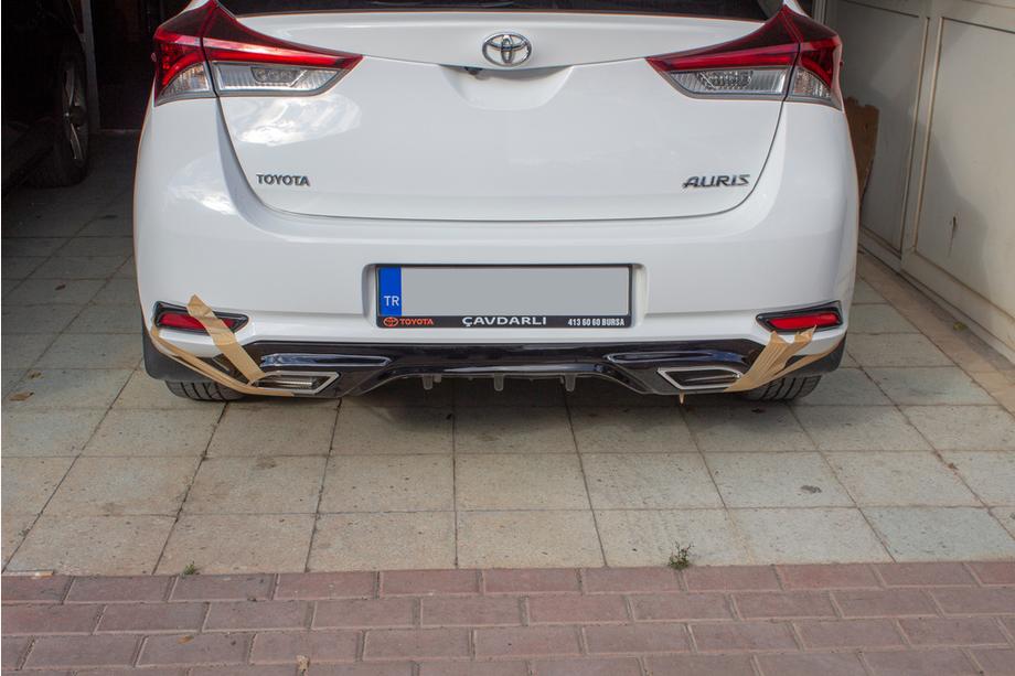 Toyota Auris 2012-2018 Diffuseur de pare-chocs arrière (2016-2018, apprêté pour peinture) Image