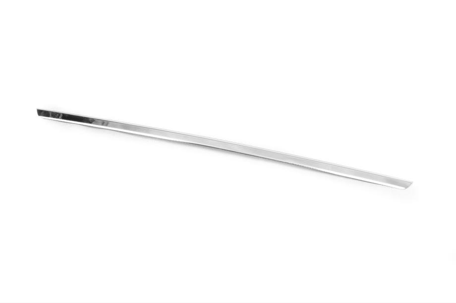 Volkswagen Passat B7 2012-2015 Baguette chromée au-dessus de la plaque SD (inox) Image