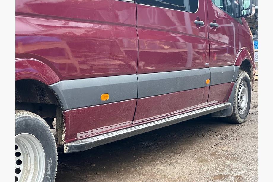 Volkswagen Crafter 2006-2016 Marchepieds Latéraux DOT-Line (2 pcs, Aluminium) Empattement Long Photo 10