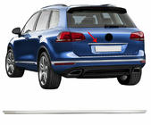 Volkswagen Touareg 2018- Baguette chromée au-dessus de la plaque OmsaLine (inox) photo 1