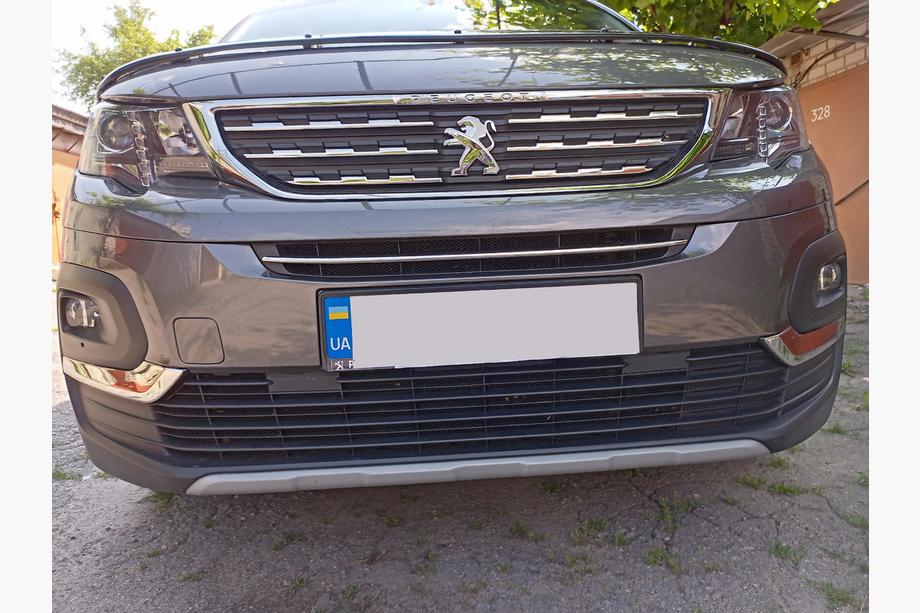 Peugeot Partner/Rifter 2019- Couvre-phares antibrouillard (2 pcs, inox) Photo 3