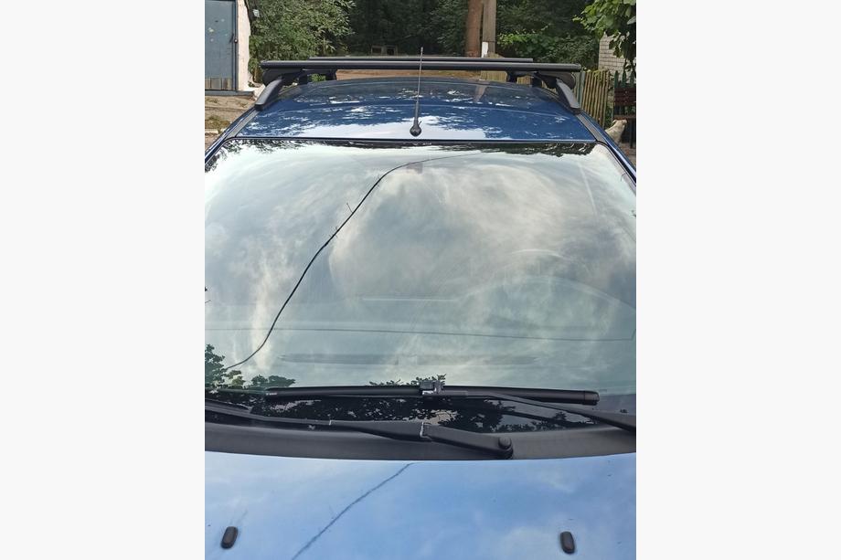 Ford Focus II 2008-2011 Barres de toit pour barres longitudinales standards verrouillables Bold Bar V1 (2 pcs) Gris Photo 5