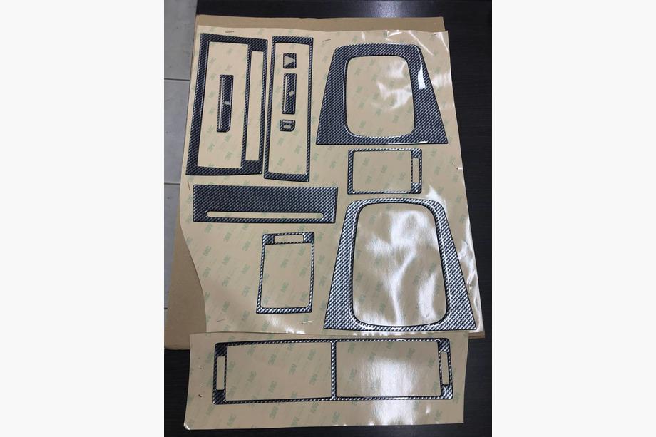 Audi A4 B6 2000-2004 Kit de garnitures de tableau de bord (8 pièces, carbone) Image