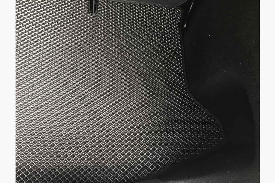 Ford Fiesta 2008-2017 Tapis de coffre HB (EVA, Noir) Photo 4