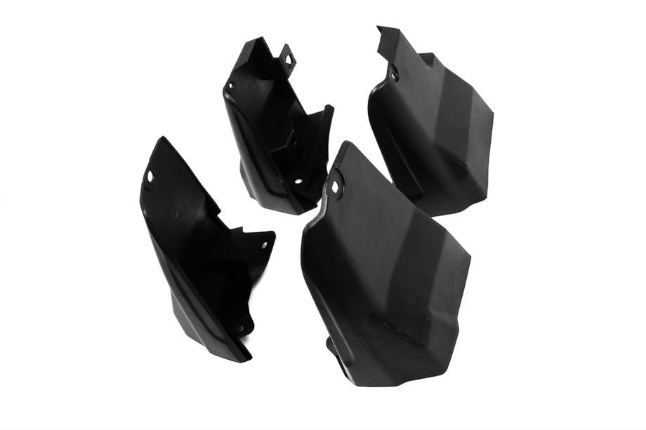 Alfa Romeo Giulia 2016-2022 Bavettes Premium (4 pcs) Image