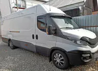 Iveco Daily 2014- Casquette pare-brise V2 (noir brillant, 5mm) photo 7
