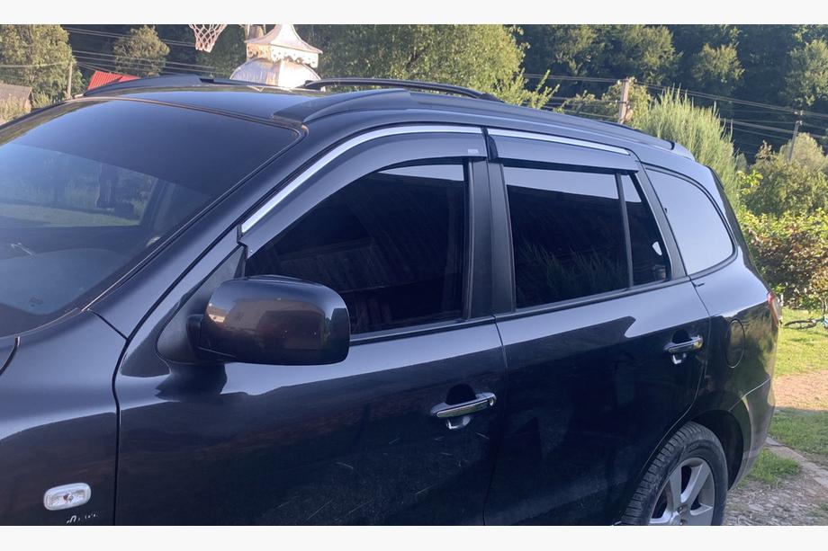 Hyundai Santa Fe 2 2006-2012 Déflecteurs de vitres avec moulure chromée (4 pcs, Niken) Image