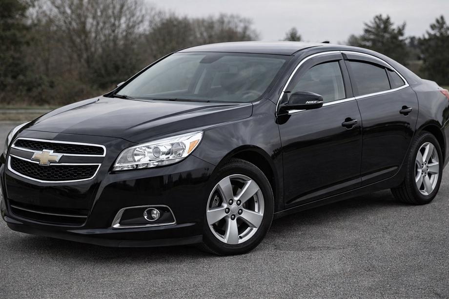 Chevrolet Malibu 2011-2018 Déflecteurs de vitres avec moulure chromée (4 pcs, Niken) Image