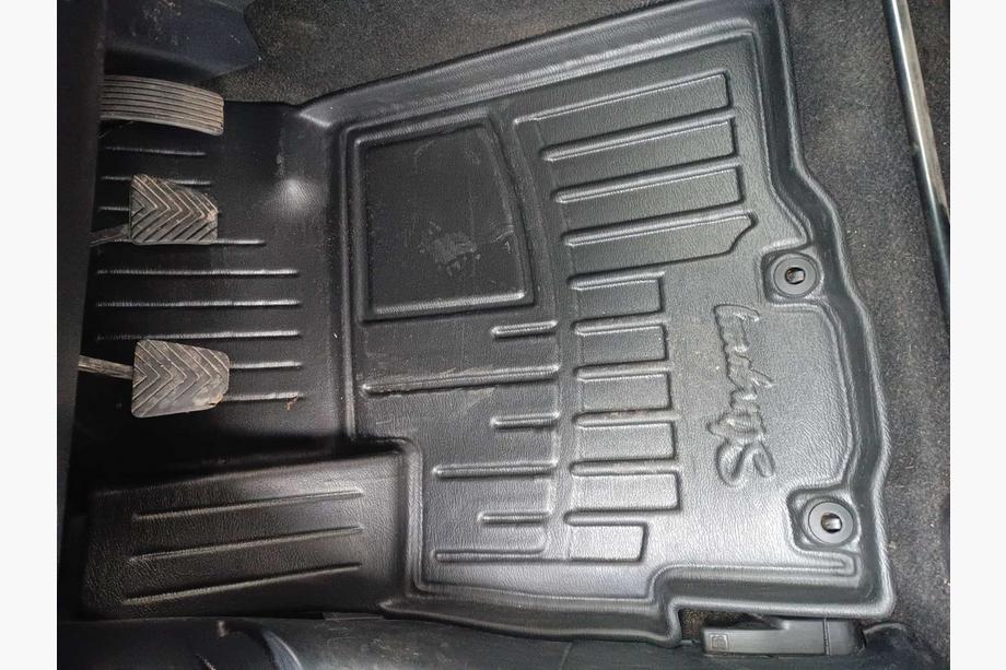 Mitsubishi Outlander 2006-2012 Tapis de sol en caoutchouc Stingray 3D (5 pcs, polyuréthane) Image
