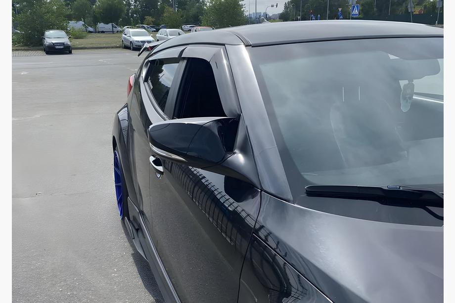 Hyundai Veloster 2011-2017 Coques de rétroviseurs avec découpe pour clignotant style BMW (2 pcs) Photo 2