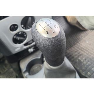 Pommeau de levier de vitesse 8200079112 (noir avec chrome)