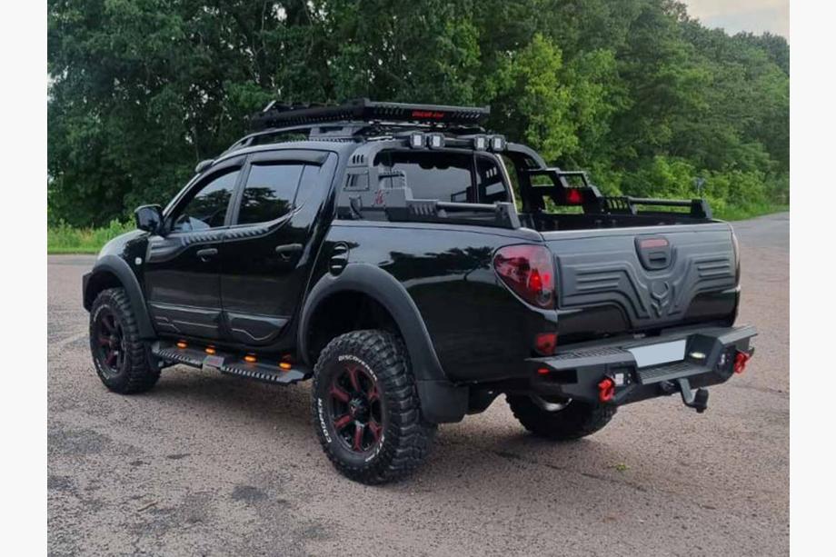 Mitsubishi L200 2006-2015 Cache de coffre en plastique Photo 6