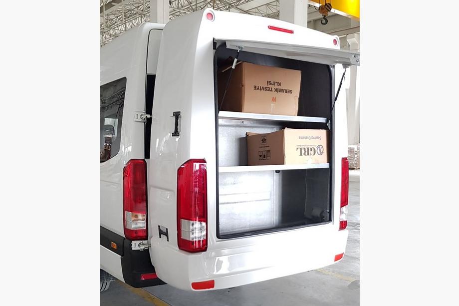 Hyundai H350 2014- Barres de toit Image