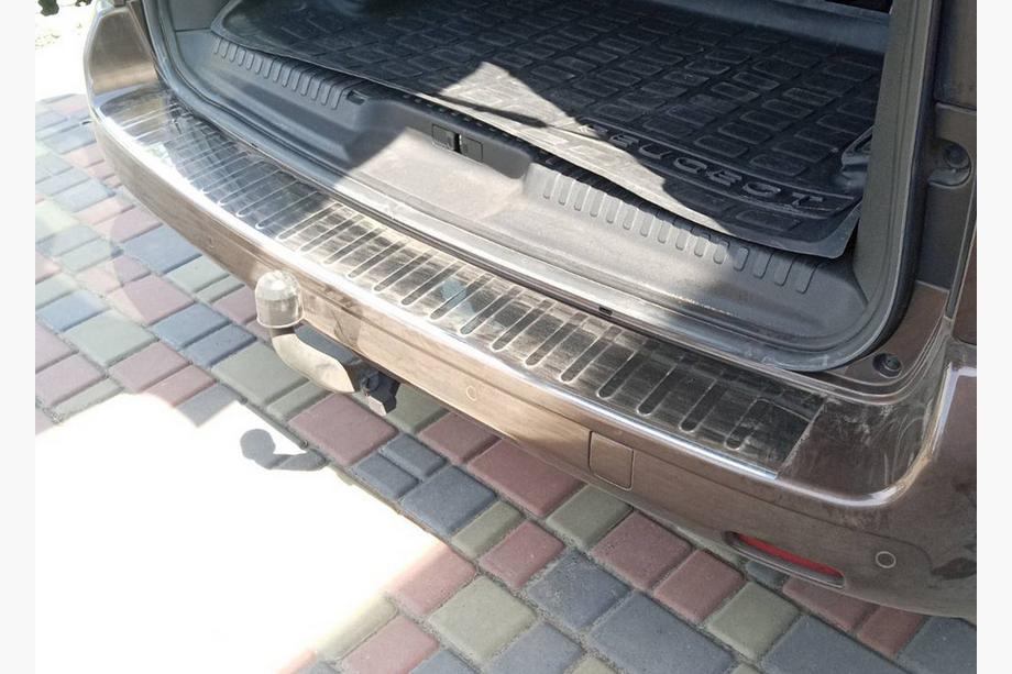 Citroen Jumpy/Dispatch 2017- Protection de pare-chocs arrière avec rebord Carmos (inox) Image