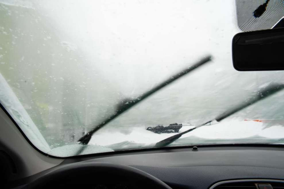 Que faire si la vitre de la voiture s’embue ?