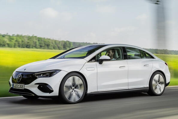 Test de la berline électrique Mercedes-Benz EQE (V295)