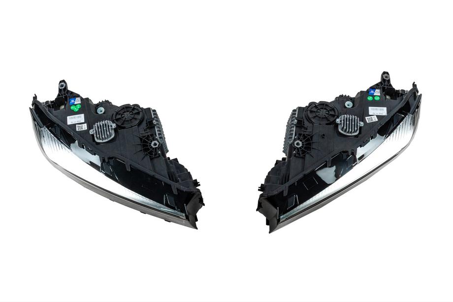 BMW 7 Series F01/F02 2008-2015 Kit restylage vers G12 M760 (avec remplacement du couvercle de coffre et des ailes arrières) Photo 27