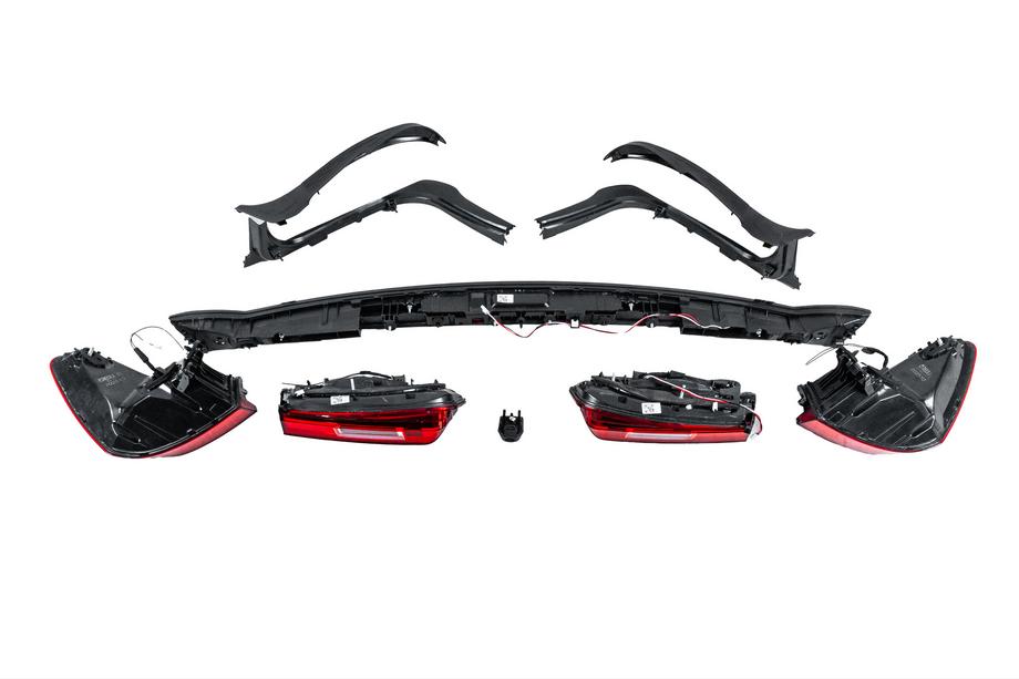 BMW 7 Series F01/F02 2008-2015 Kit restylage vers G12 M760 (avec remplacement du couvercle de coffre et des ailes arrières) Photo 69