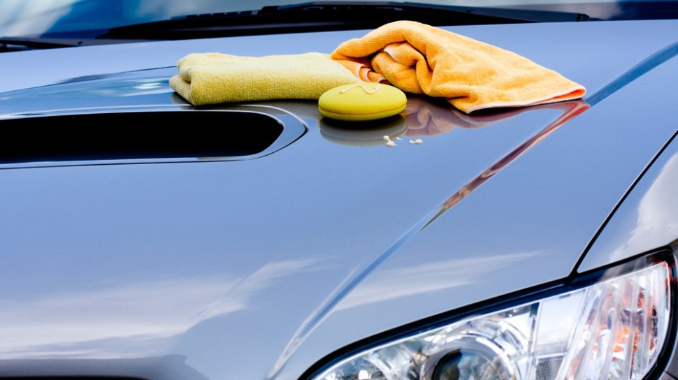 Prendre soin de la peinture de la voiture