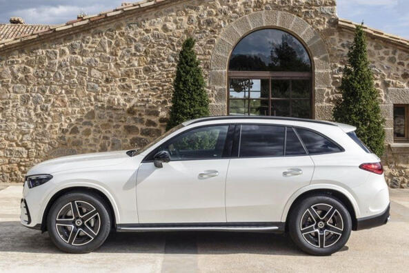 Examen du crossover à traction intégrale du Mercedes-Benz GLC de deuxième génération Photo 2