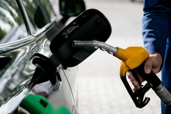 Économiser du carburant en hiver : conseils aux conducteurs
