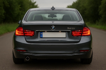 BMW 3 Series F30/F31 2012-2019 Baguette inox au-dessus de la plaque d'immatriculation photo 1