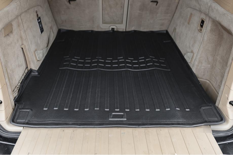 BMW X5 E70 2007-2013 Tapis de coffre Stingray 3D Image