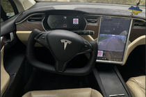 Tesla Model X 2015- Volant style bateau (Similicuir et inserts en carbone) photo 1