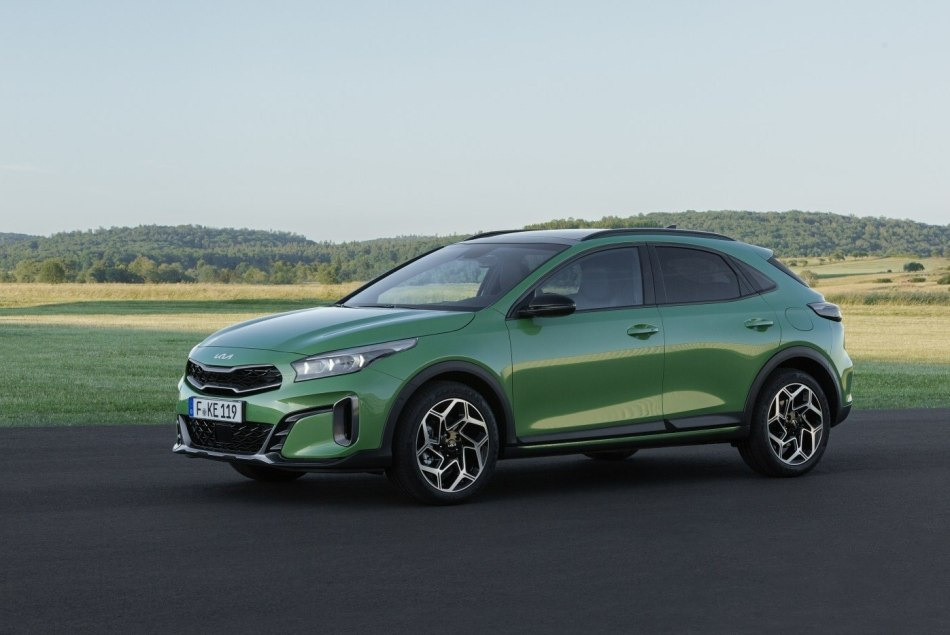 Examen de la berline tout-terrain KIA XCeed mise à jour