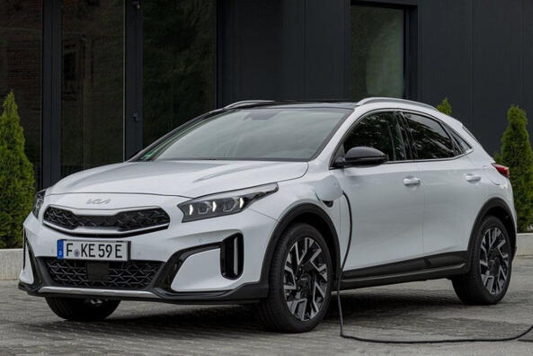 Examen de la berline tout-terrain KIA XCeed mise à jour